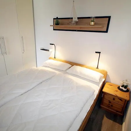 Apartment M01-005 *